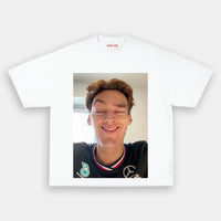 WHITE T-SHIRT