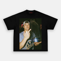 BLACK T-SHIRT