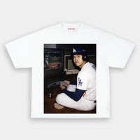WHITE T-SHIRT