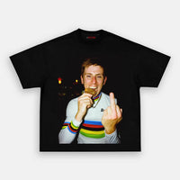 BLACK T-SHIRT