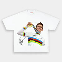 WHITE T-SHIRT