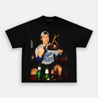BLACK T-SHIRT