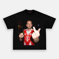 BLACK T-SHIRT